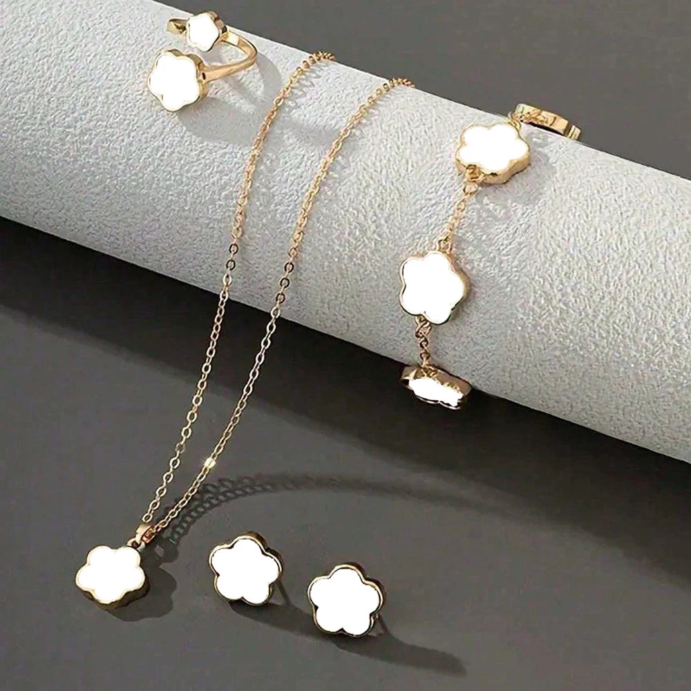 Lucky Clover Jewelry Set